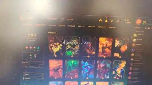 LOL TR 300 LVL GOLD 3 BOĞAZINA KADAR DOLU HESAP